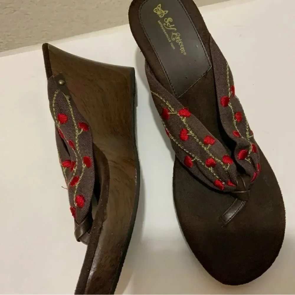 Self Esteem| wedges size 10 brown red floral Beautiful